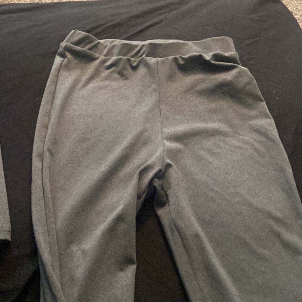 Matching set - Picture 2 of 4